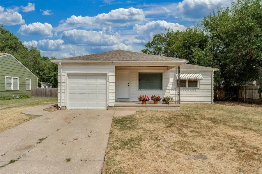 1638 S Faulders Ln, Wichita, KS 67208 - #2