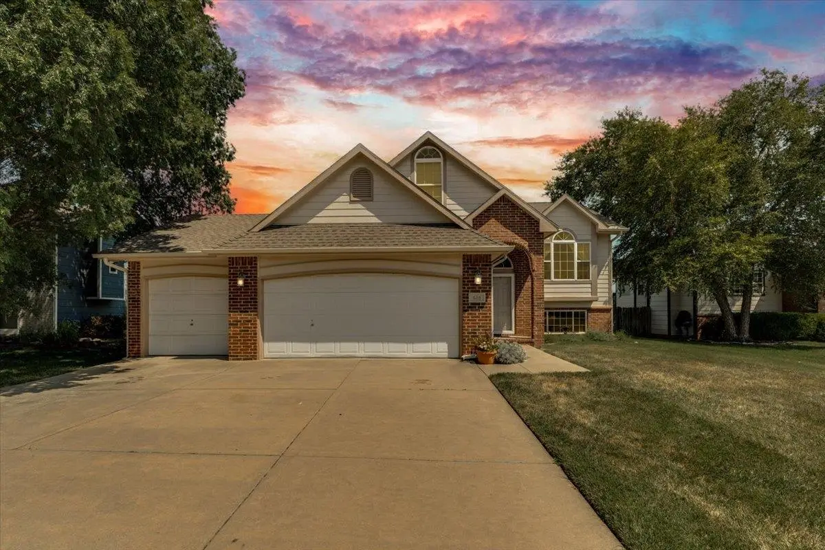 616 W Gatewood Ln, Andover, KS 67002 - #1