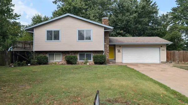 1609 N Main St, Rose Hill, KS 67133
