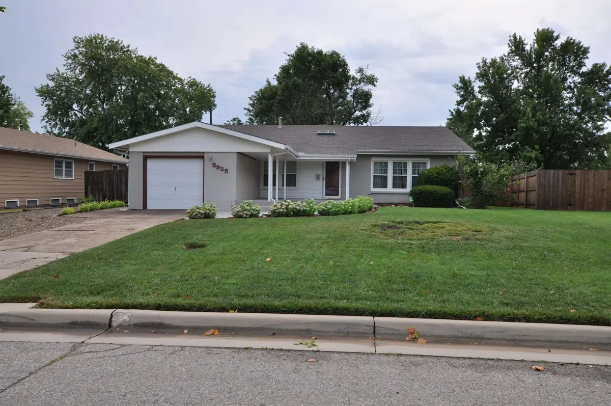 5925 Memphis, Wichita, KS 67220 - #1