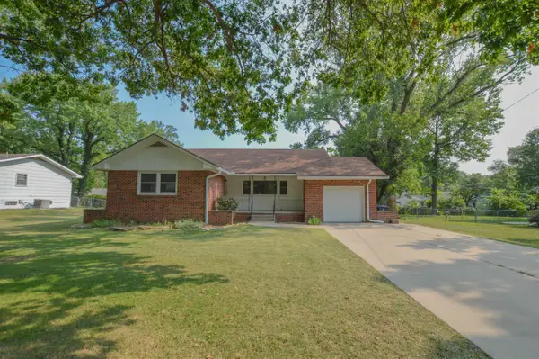 737 E Harvard, El Dorado, KS 67042