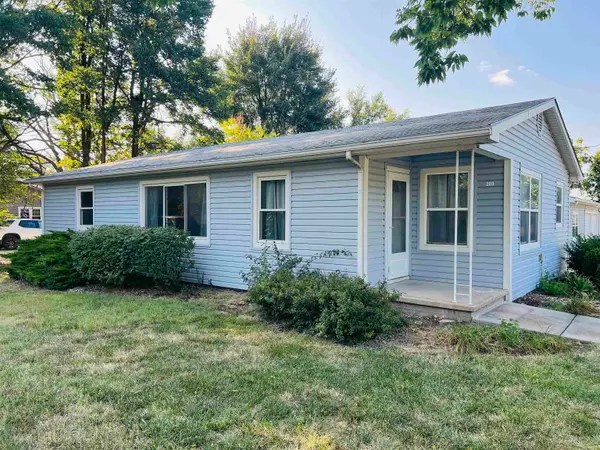 200 Garfield St, Walton, KS 67151