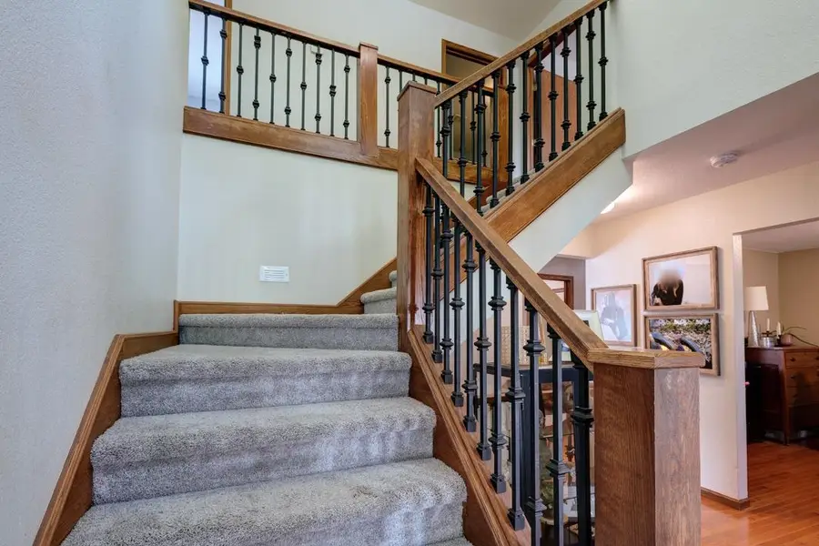 609 E 33rd, Winfield, KS 67156 - #3