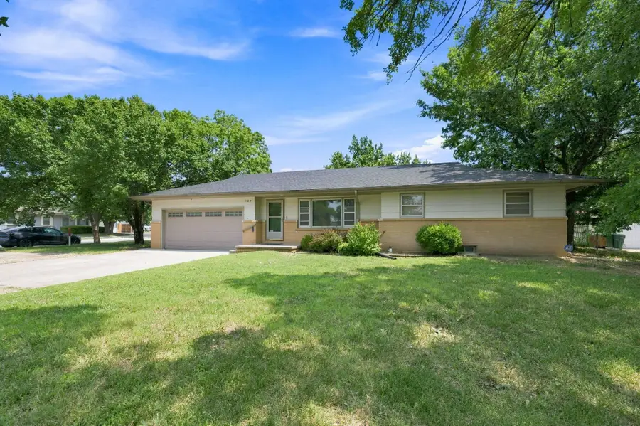 102 S Westview Rd, Andover, KS 67002 - #3