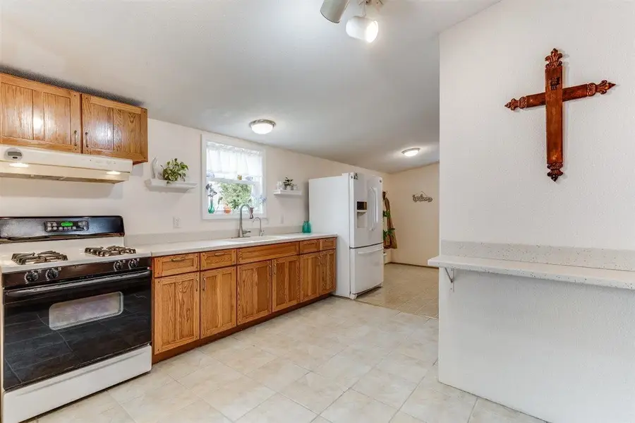 9115 E 31st St S, Wichita, KS 67210 - #3