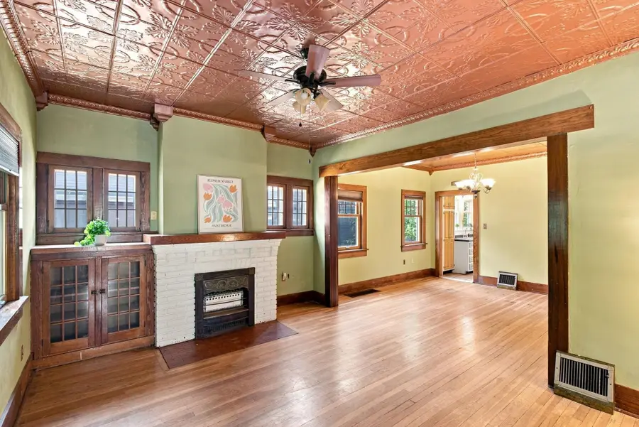 842 N Litchfield Ave, Wichita, KS 67203 - #3