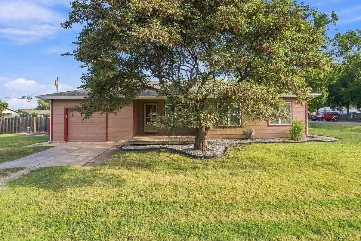 230 W Litson, Benton, KS 67017 - #1
