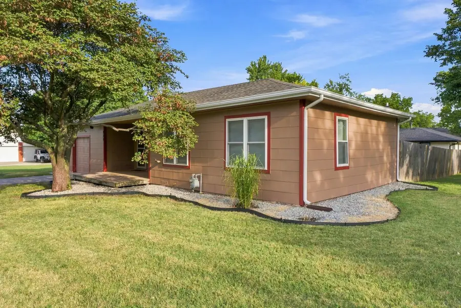 230 W Litson, Benton, KS 67017 - #3