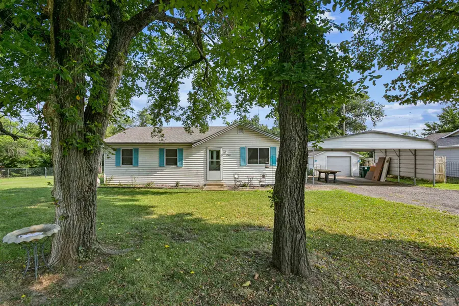 3544 SW 100th, Augusta, KS 67010 - #3