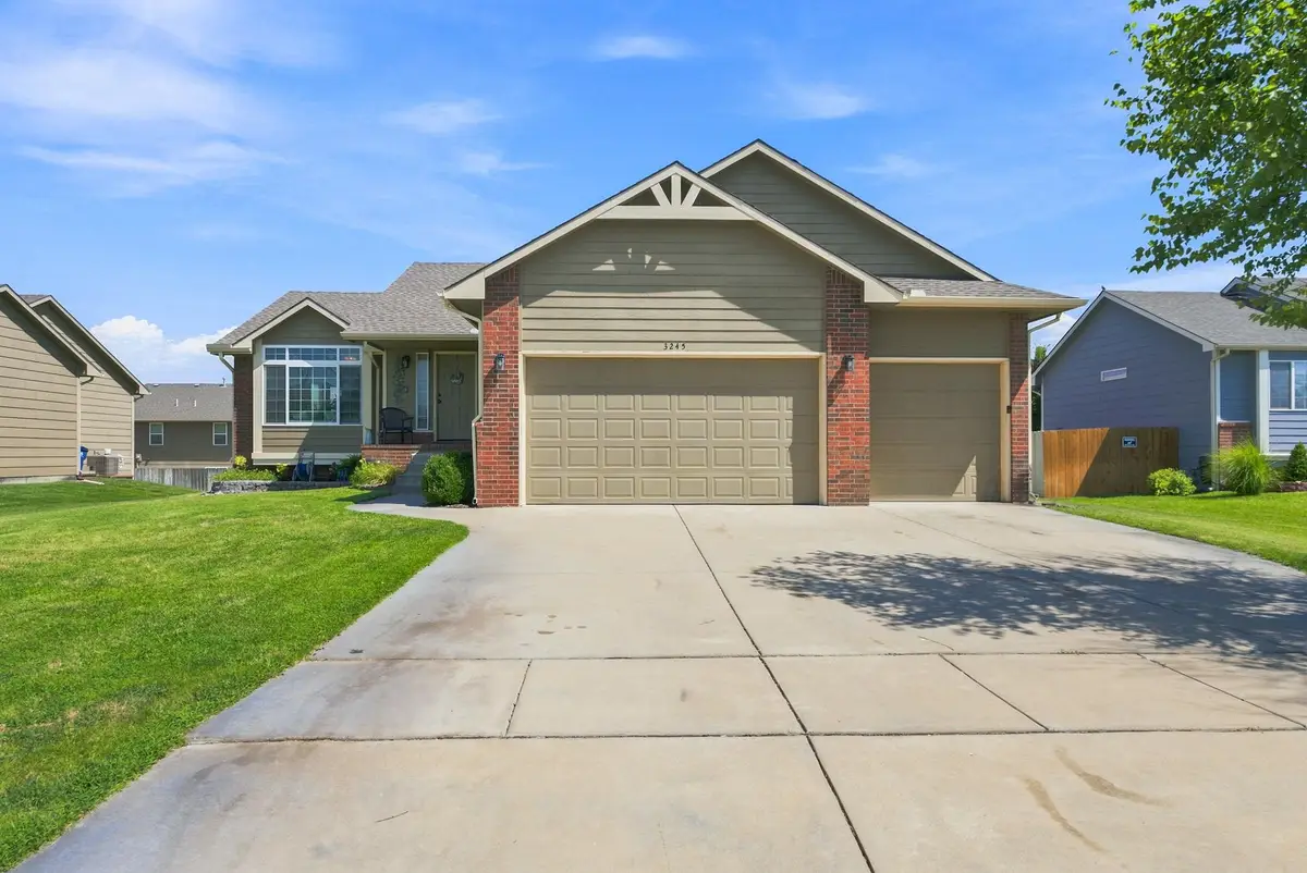 3245 S Bluelake Ct, Wichita, KS 67215 - #1