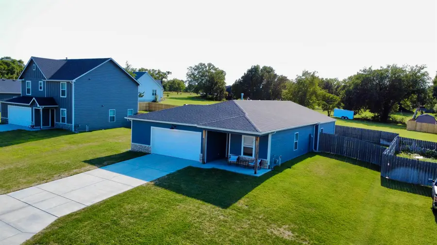 1305 Skyview Dr., El Dorado, KS 67042 - #2