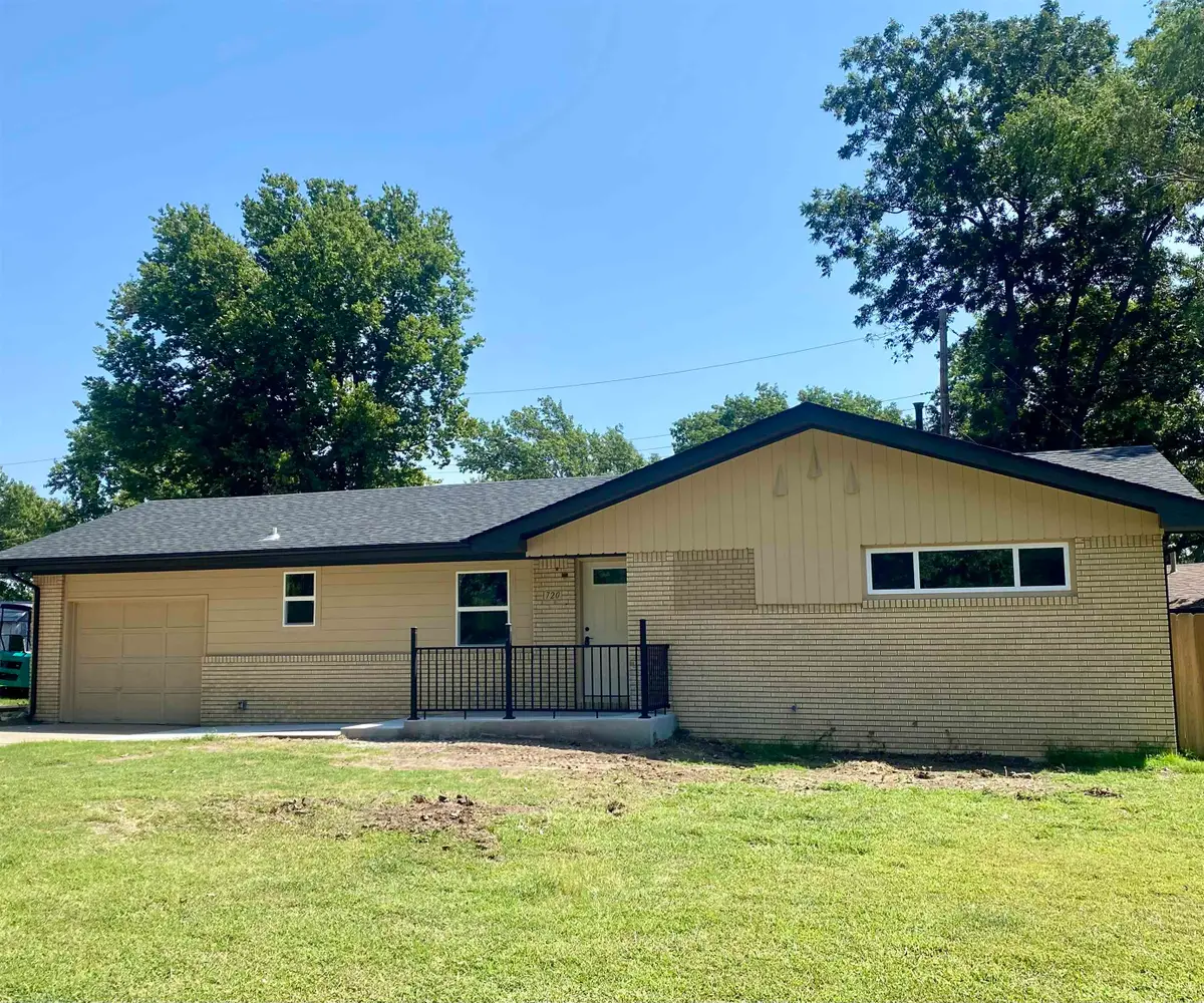 720 N Elm, Belle Plaine, KS 67013 - #1