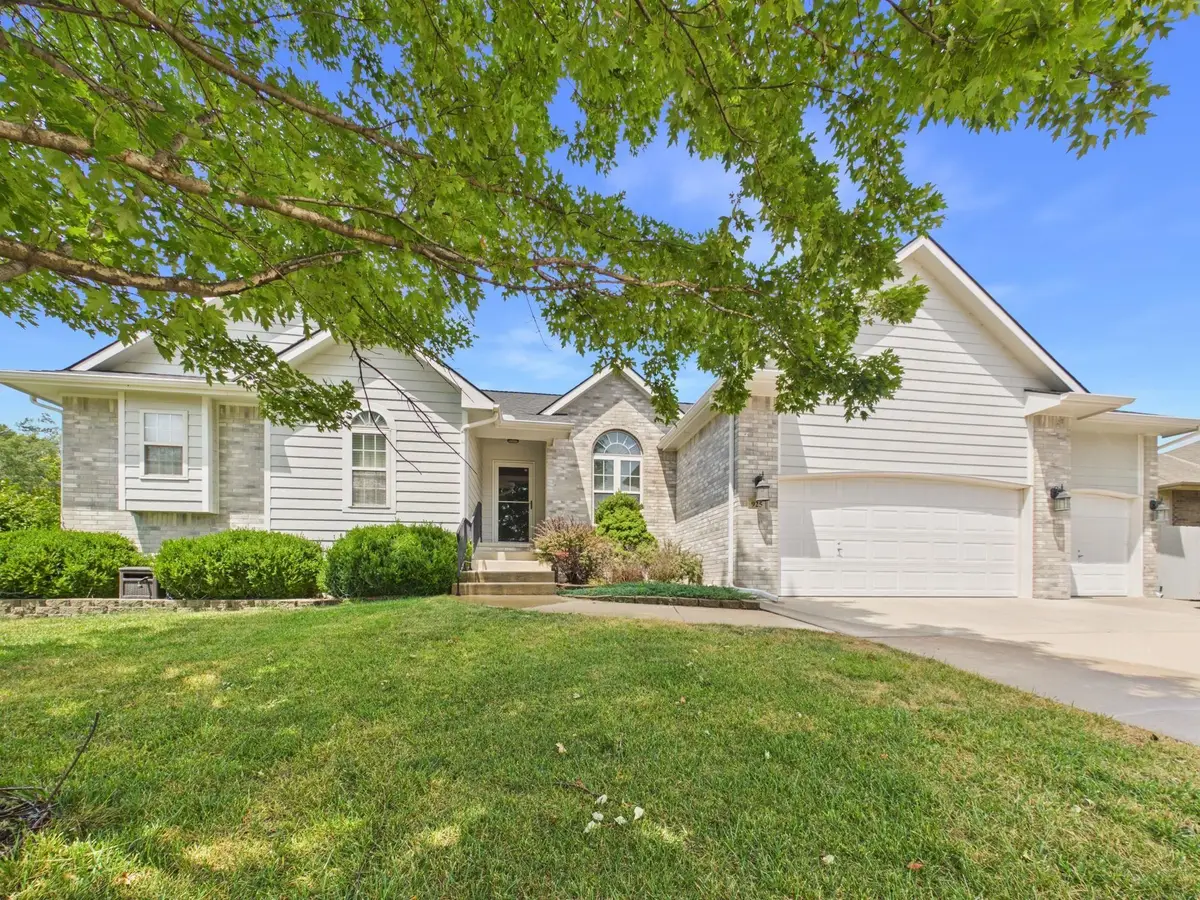 925 S Sandalwood, Wichita, KS 67230 - #1