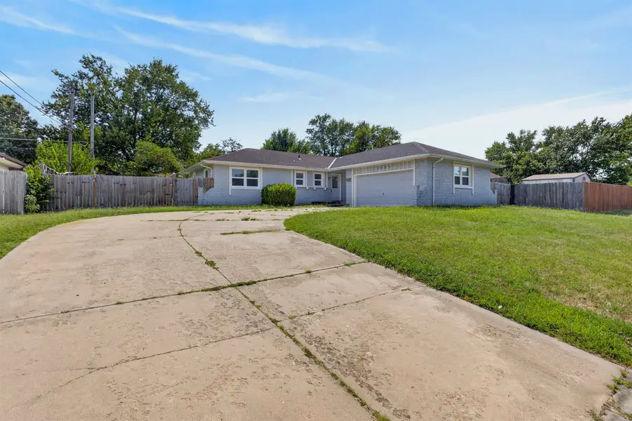 5605 E Shadybrook St, Wichita, KS 67208 - #2