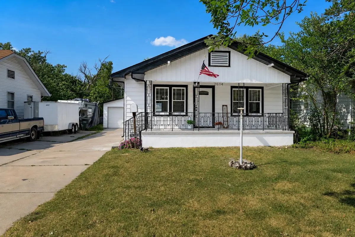 2614 W Douglas Ave, Wichita, KS 67203 - #1