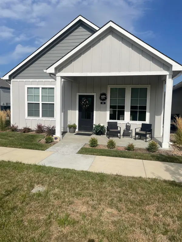 441 E Lexington Ln, Andover, KS 67002