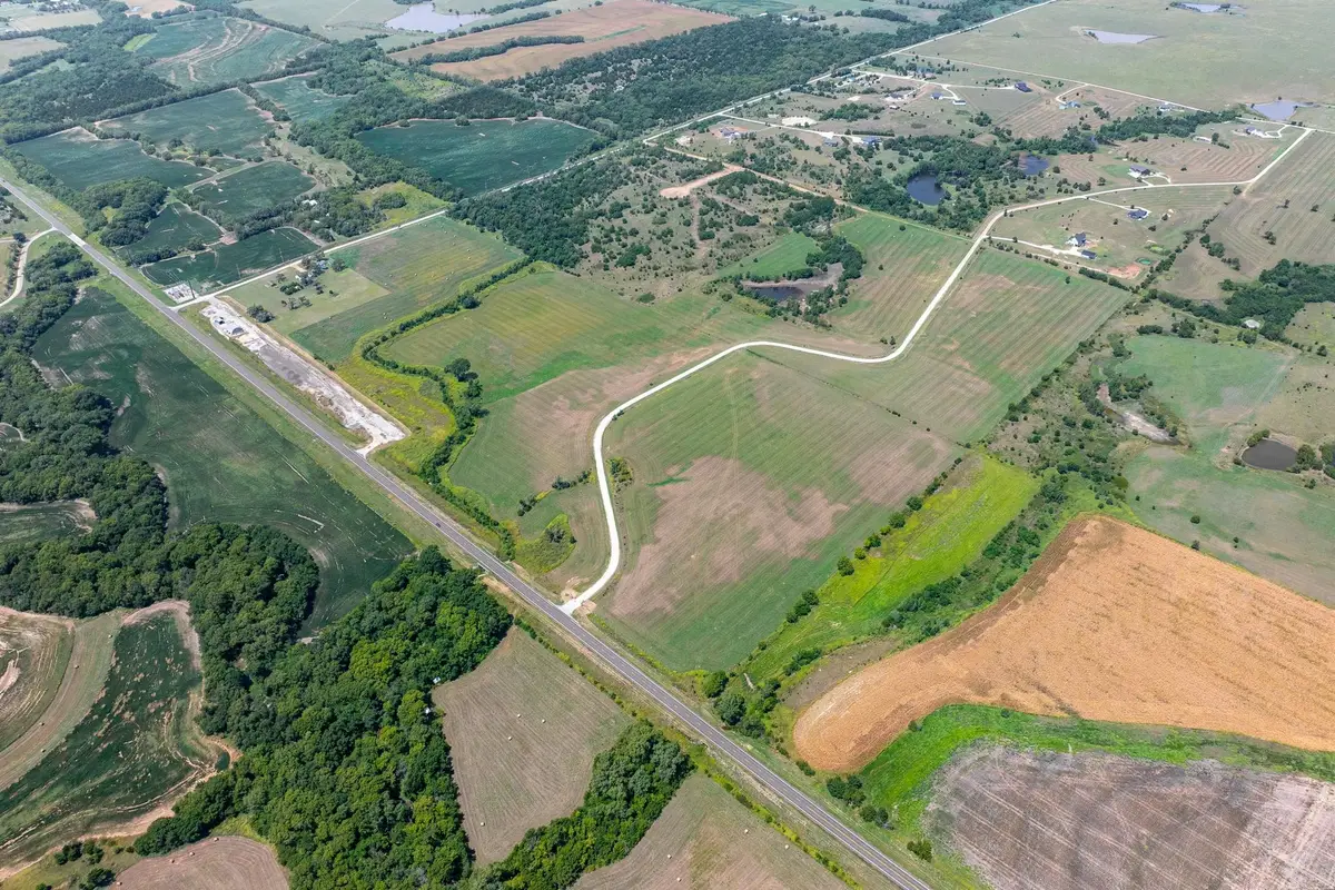 000 Highcliff, Udall, KS 67146 - #1