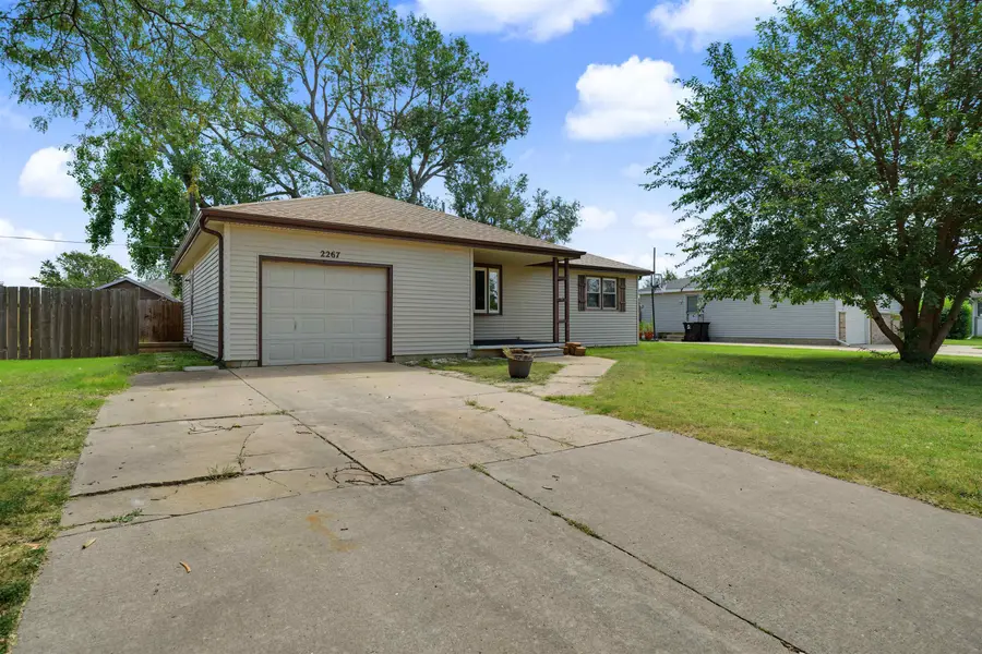 2267 S Ohio St, Salina, KS 67401 - #2