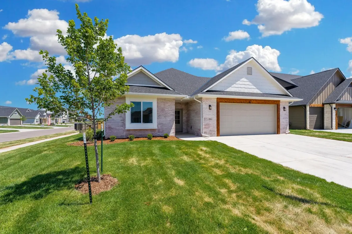 706 N Rainbow Lake Ct, Wichita, KS 67235 - #1