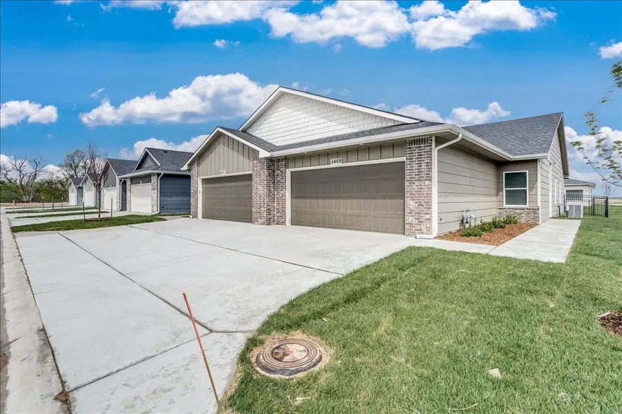 5433/5435 N Briskbay Ct., Maize, KS 67101 - #2