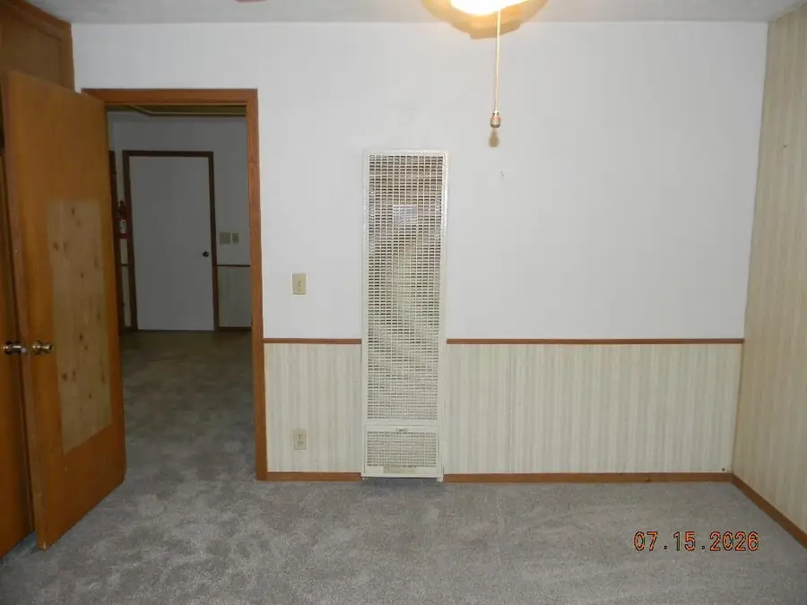 315 S Stewart Dr, Haysville, KS 67060 - #3