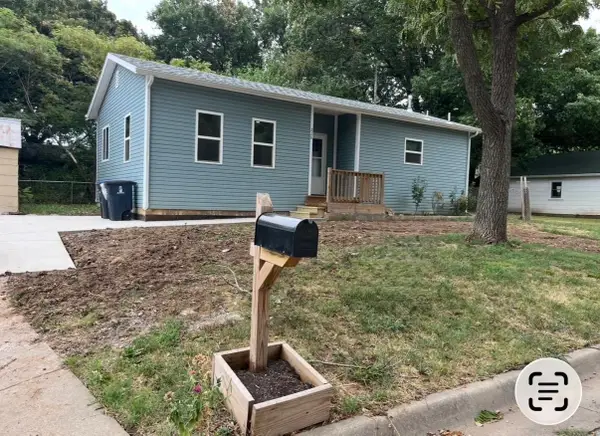 228 Alleghany St, El Dorado, KS 67042