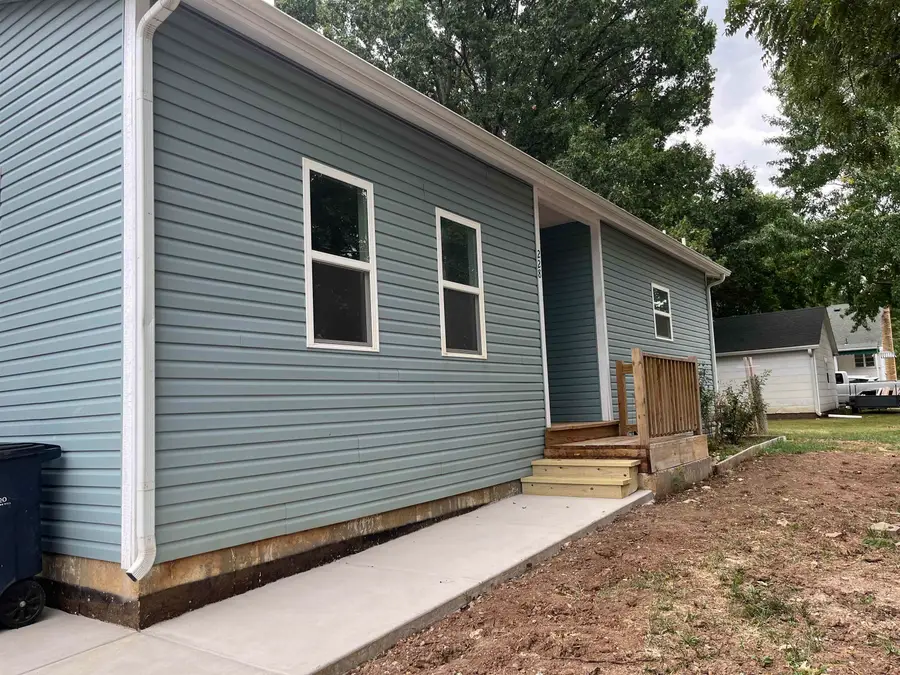 228 Alleghany St, El Dorado, KS 67042 - #2