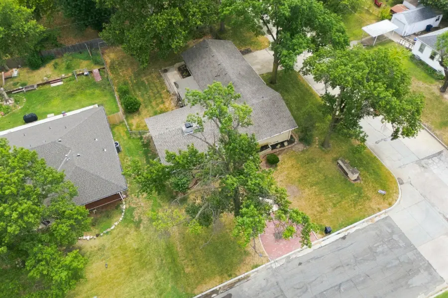 1104 N Pinecrest Street, Wichita, KS 67208 - #2