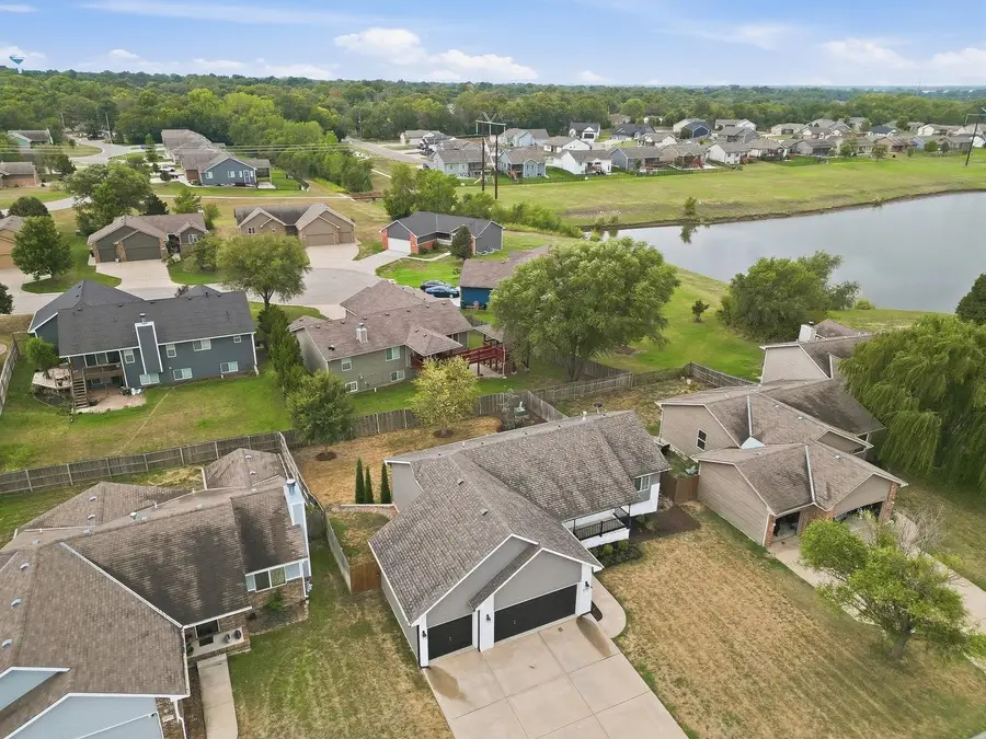 6941 N Wendell Cir, Park City, KS 67219 - #2