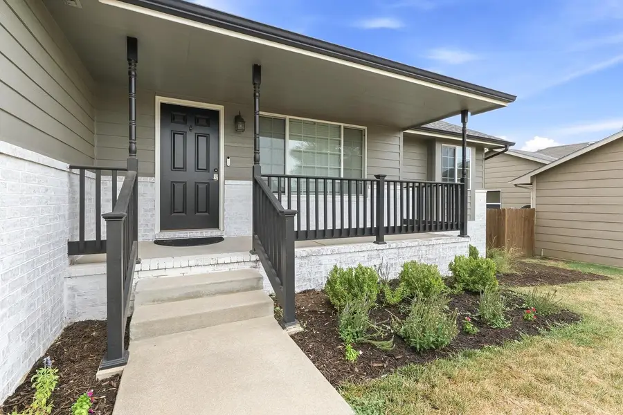 6941 N Wendell Cir, Park City, KS 67219 - #3