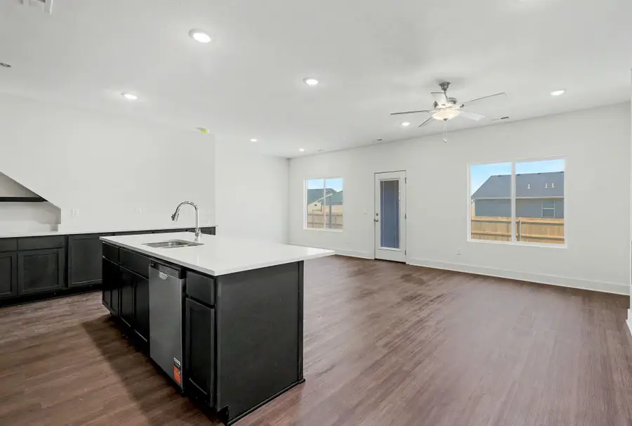 2927 S Cedar Crest Ct #200, Wichita, KS 67235 - #3