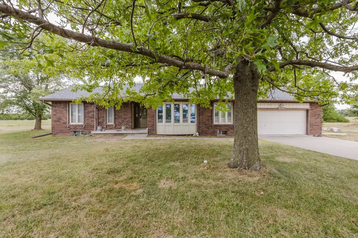 2929 S Greenwich, Wichita, KS 67210 - #1