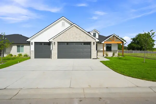 861 N Speyside, Andover, KS 67002