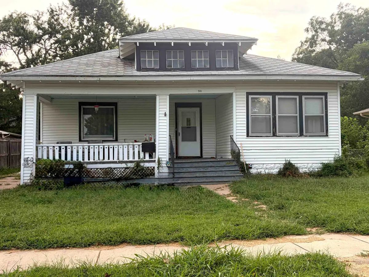 311 N Star St, El Dorado, KS 67042 - #1