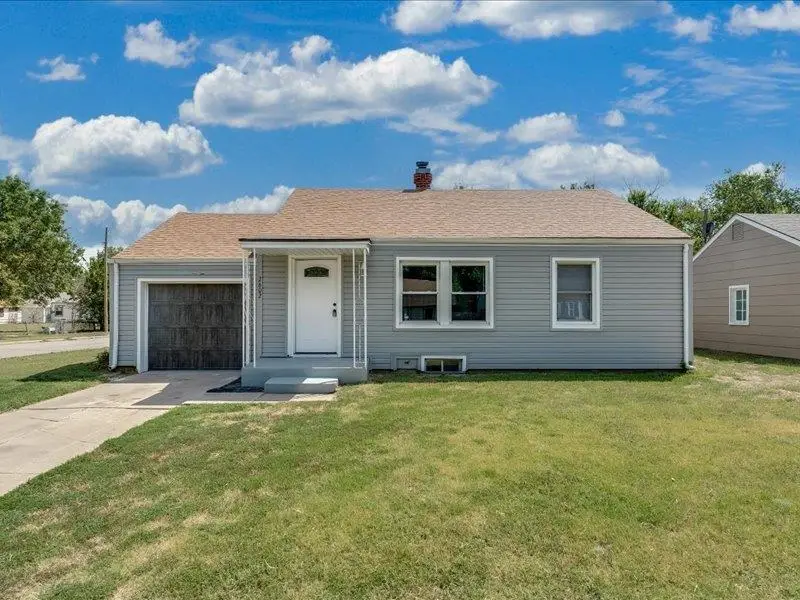 2602 S Mosley St, Wichita, KS 67216 - #2