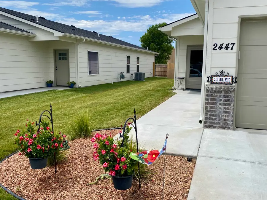 2447 W Macarthur Ct, Wichita, KS 67217 - #3