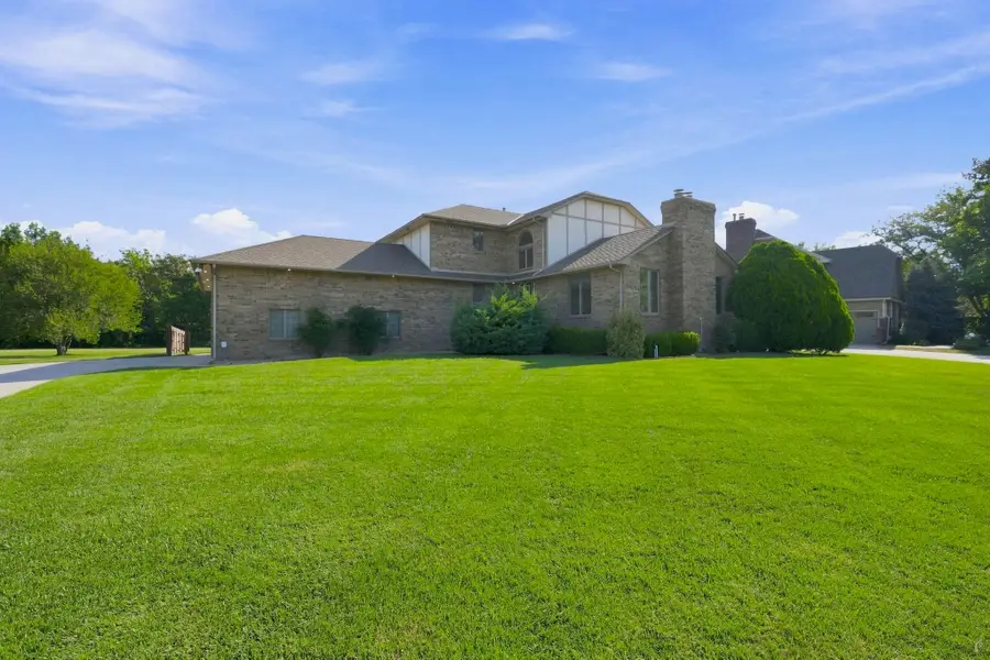 1418 E Kay St, Derby, KS 67037 - #2