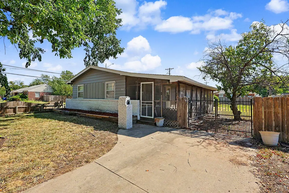 902 S Royal Rd, Wichita, KS 67207 - #1