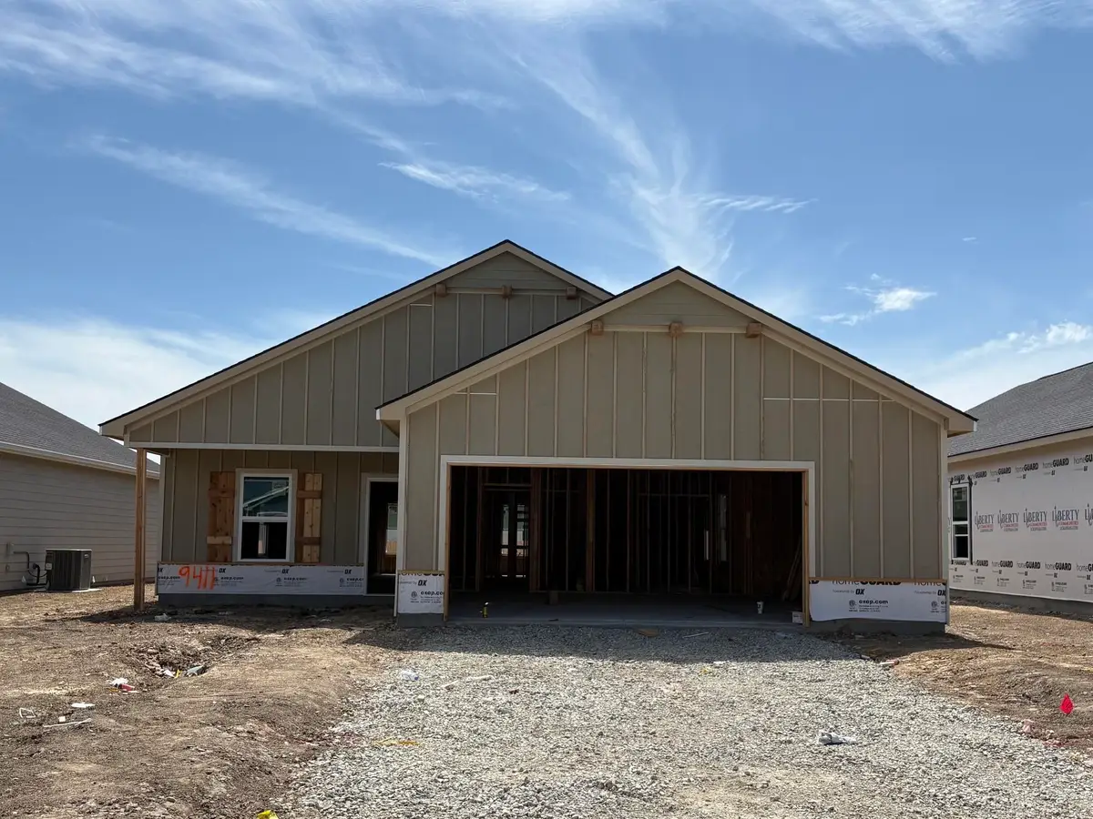 9411 E Hurst St, Wichita, KS 67210 - #1