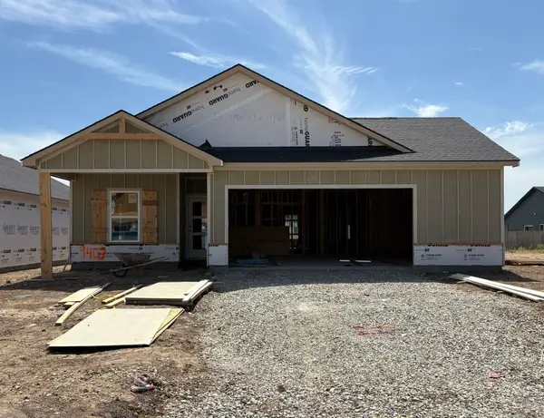 9403 E Hurst St, Wichita, KS 67210