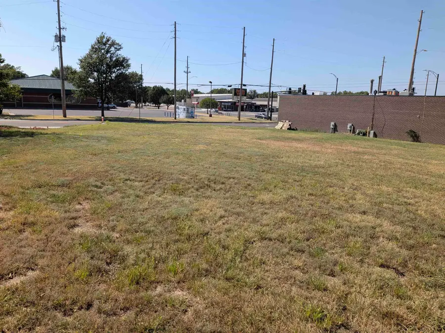 642 N Sheridan Ave., Wichita, KS 78203 - #3