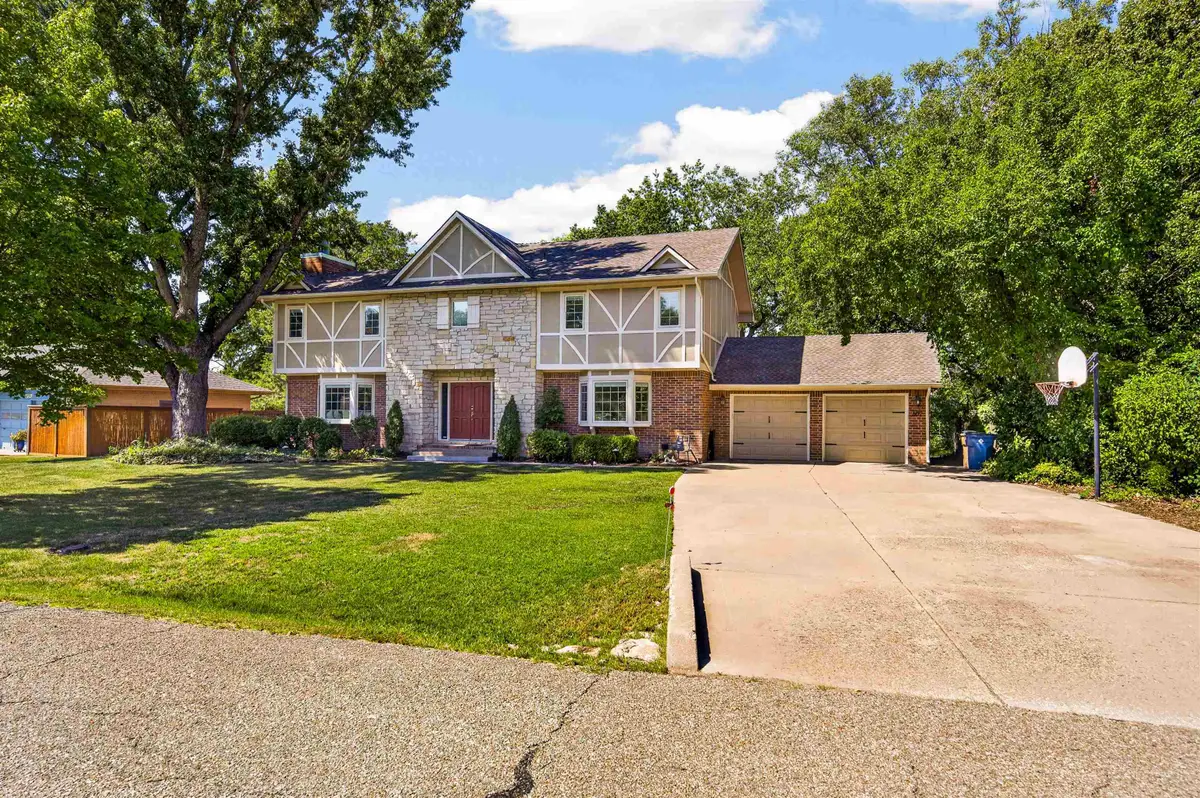 607 N Brookhaven Dr, Wichita, KS 67230 - #1