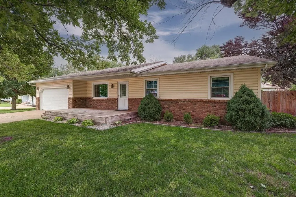 9 Deveron, Winfield, KS 67156 - #1