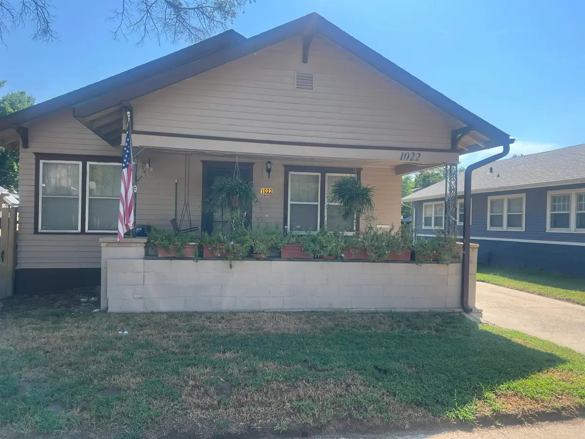 1022 N 3, Arkansas City, KS 67005 - #1