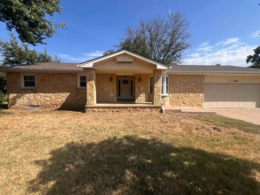2304 Star St, Augusta, KS 67010 - #2