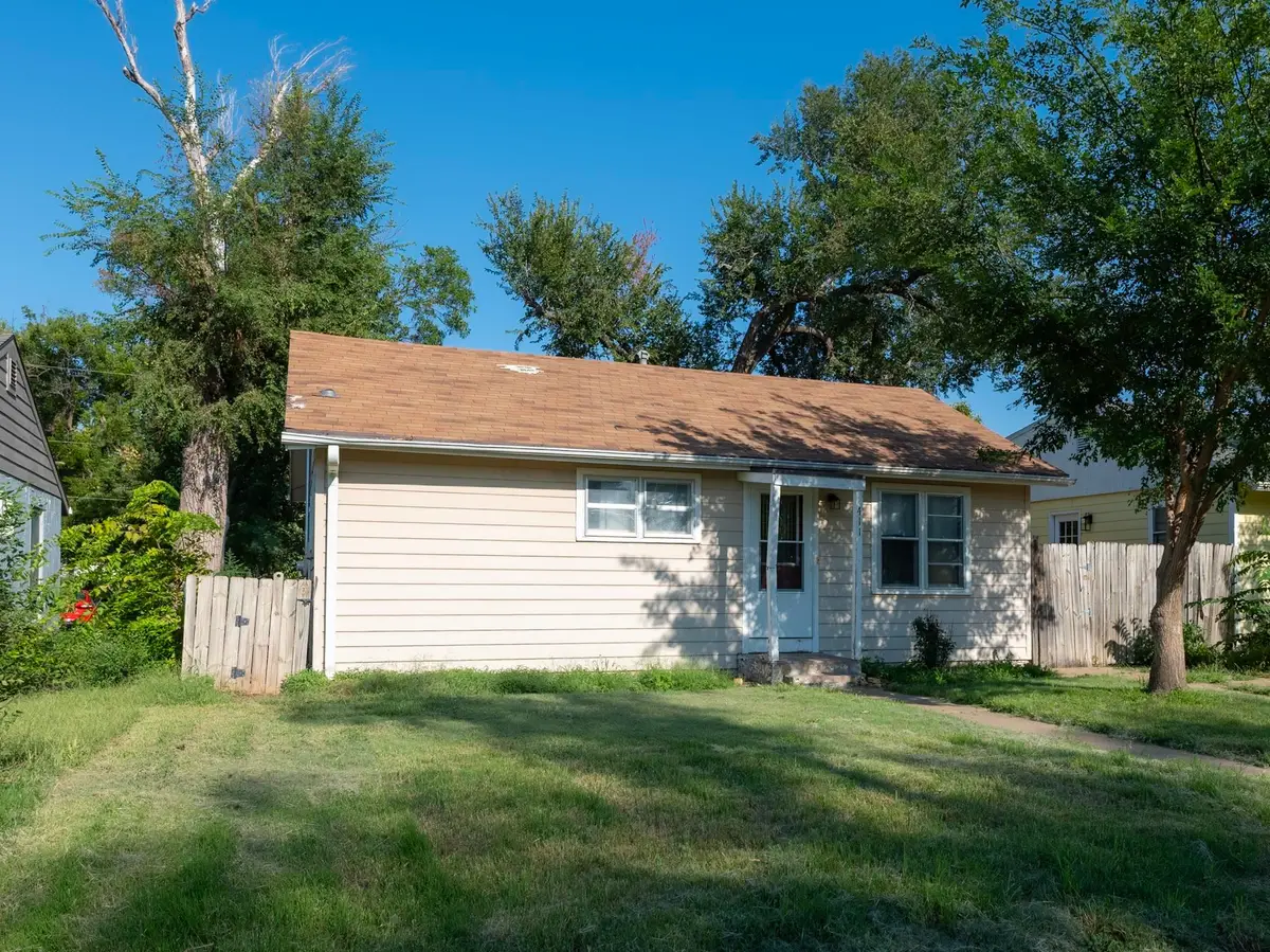 411 S Connecticut Ave, Salina, KS 67401 - #1