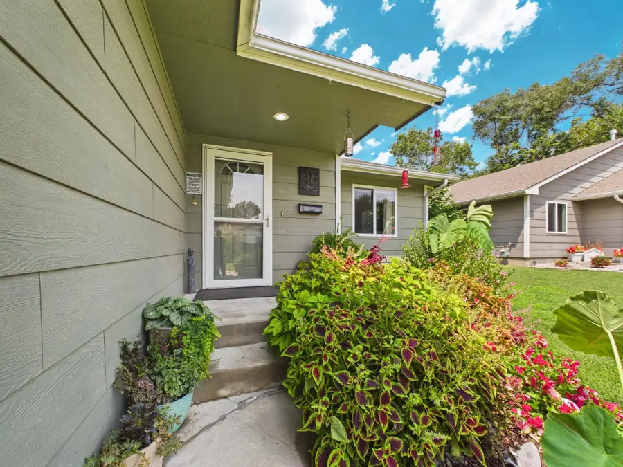 1105 N Ada St, Augusta, KS 67010 - #2