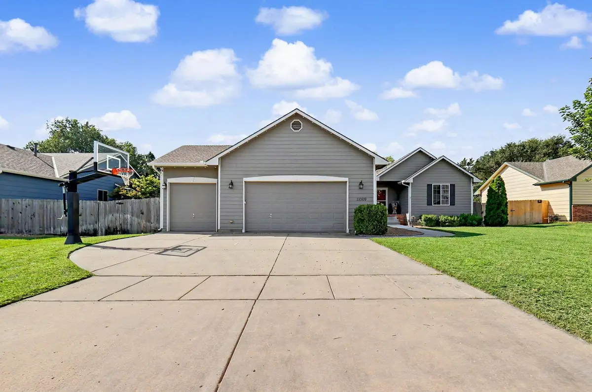 11009 W Bristlecone, Wichita, KS 67205 - #1