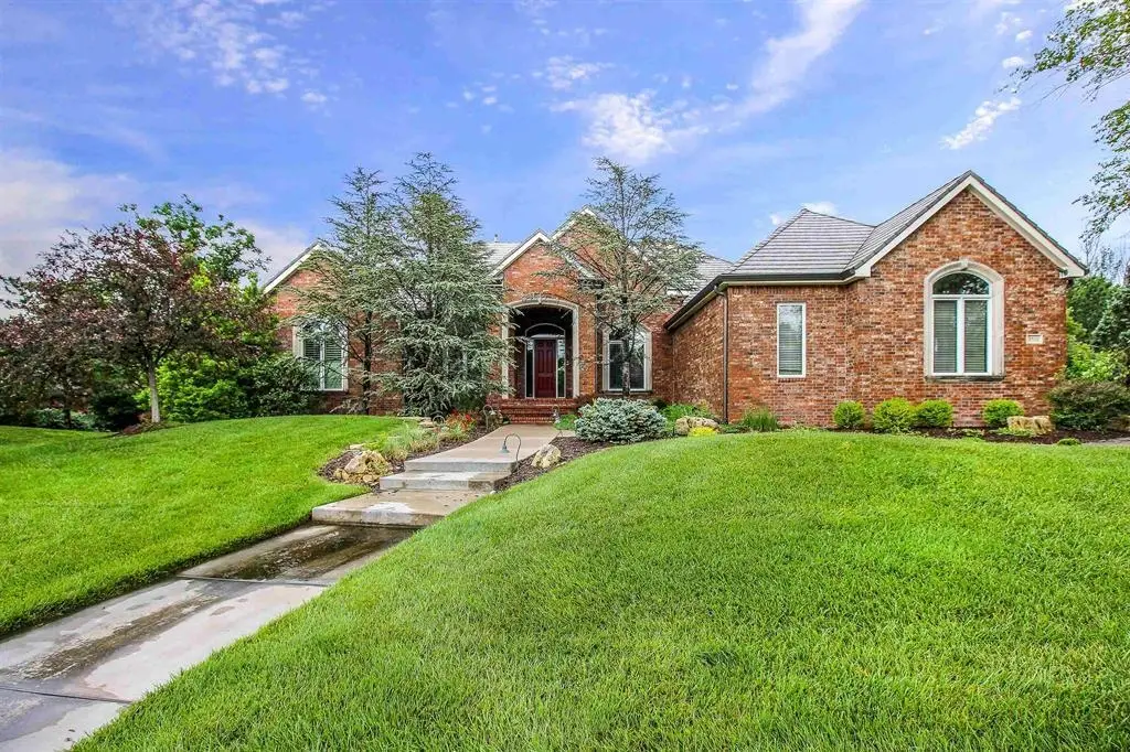 8513 E Bridlewood, Wichita, KS 67206 - #1