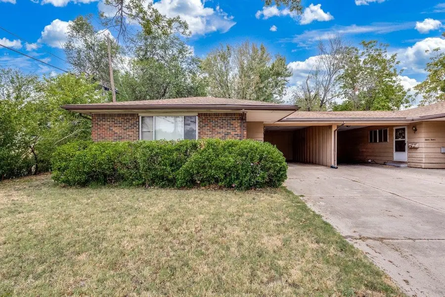 1212 W 18th St N, Wichita, KS 67203-2201 - #2